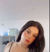فرولة - Transsexual escort in Muscat