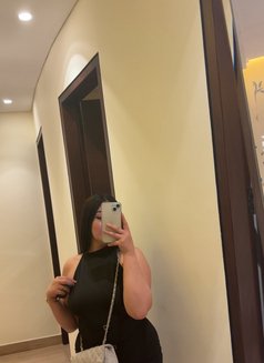 Réém - puta in Abu Dhabi Photo 4 of 12