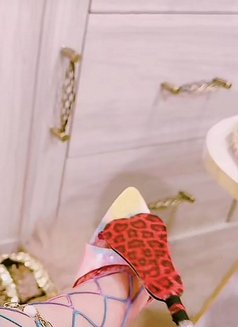 الملكة المسيطرة الدلوعة - puta in Abu Dhabi Photo 5 of 6