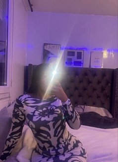 ريم - escort in Abu Dhabi Photo 12 of 13