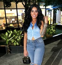 جوليا - escort in Bangkok
