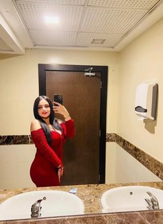 هذه لويزا من المغرب - puta in Doha Photo 3 of 6