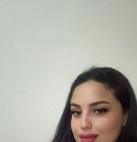 هذه لويزا من المغرب - escort in Doha