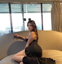 حنين - escort in Dubai