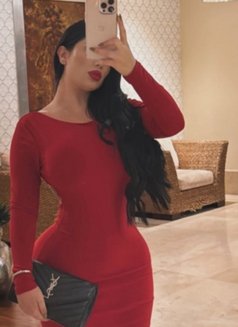 Amina - escort in Dubai Photo 2 of 4