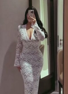 ميرا - puta in Dubai Photo 3 of 5