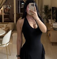 Nora - puta in Dubai Photo 2 of 4