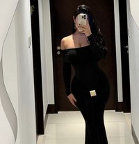 Nora - puta in Dubai Photo 3 of 4