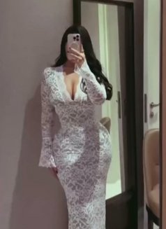 ميرا - escort in Dubai Photo 1 of 4