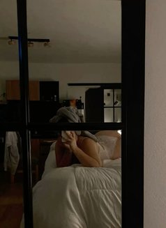 غزل - masseuse in Dubai Photo 6 of 12