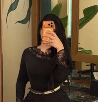 ميس - puta in Dubai