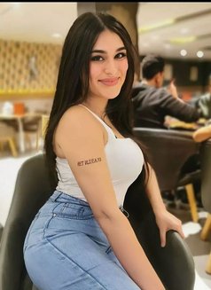 هالة - escort in Dubai Photo 6 of 8
