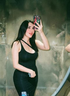 هالة - escort in Dubai Photo 5 of 8