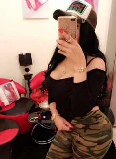 ميمي - escort in Dubai Photo 1 of 3