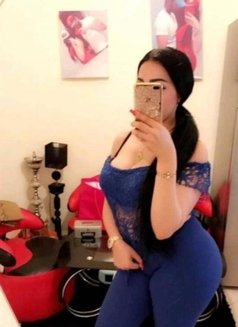 ميمي - escort in Dubai Photo 2 of 3
