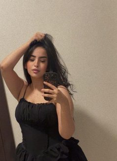 زينة لأحلى للبنات في جدة - escort in Jeddah Photo 6 of 11