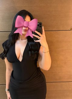 نورا - escort in Jeddah Photo 4 of 4