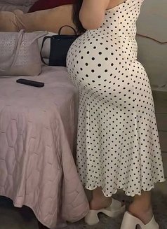 مربربه ذوق - Dominadora in Muscat Photo 11 of 11