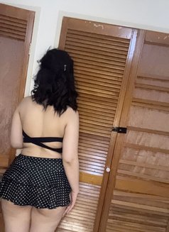 نور - escort in Muscat Photo 4 of 4