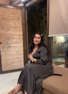 مهره - puta in Şalālah Photo 1 of 5