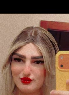 معي صااروخ و خوخة تجنن - Acompañantes transexual in Al Manama Photo 13 of 15