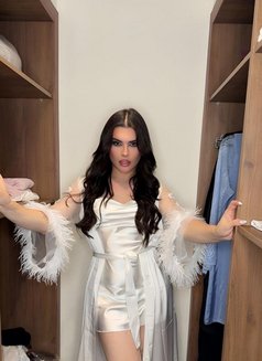 قمر الكون 🇸🇦 - Transsexual escort in Jeddah Photo 3 of 10
