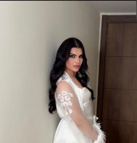 قمر الكون 🇸🇦 - Transsexual escort in Jeddah Photo 4 of 10