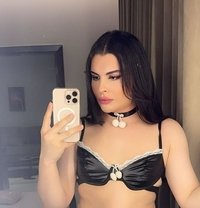 شيميل قمر 🇸🇦🇬🇧 - Transsexual escort in Jeddah Photo 12 of 13