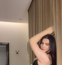 قمر سنابي Qamaroff1 - Transsexual escort in Jeddah Photo 12 of 12