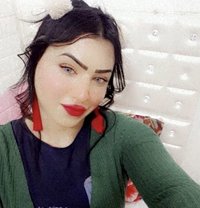 وسيلة - Transsexual escort in Jeddah
