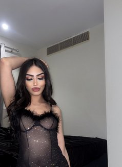 شيوم المغربية 🇲🇦 - Transsexual escort in Jeddah Photo 13 of 19