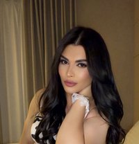 قمر الكون 🇸🇦 - Transsexual escort in Jeddah Photo 14 of 16