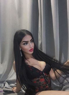 شيوم المغربية 🇲🇦 - Transsexual escort in Jeddah Photo 18 of 18