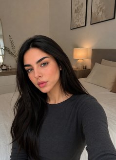 نور في الخبر - Transsexual escort in Khobar Photo 1 of 5