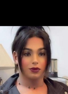 علوشي - Transsexual escort in Muscat Photo 4 of 9