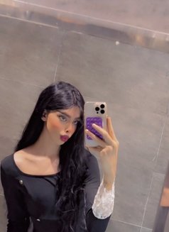 برنس الدلع - Transsexual escort in Muscat Photo 9 of 10