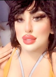 ساندي شيميله - Transsexual escort in Riyadh Photo 2 of 8