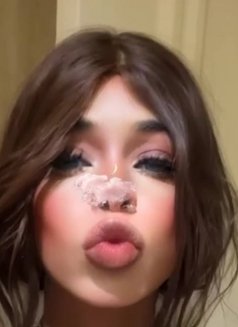 مغربي مخصر نحيف - Transsexual escort in Riyadh Photo 5 of 5