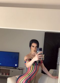 سيفو - Transsexual escort in Dubai Photo 5 of 8