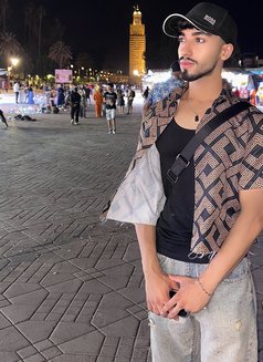 غيث - Male escort in Jeddah Photo 2 of 3
