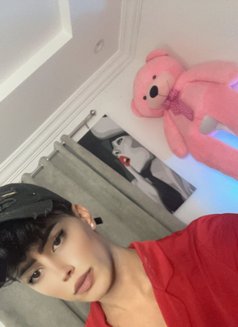 فهووود زاير - Male escort in Jeddah Photo 2 of 4