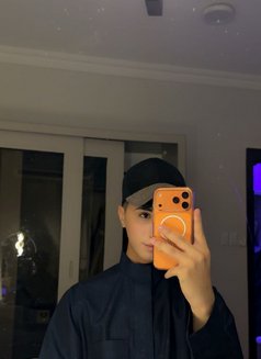 فوزي - Male escort in Khobar Photo 6 of 7