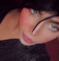 جوك معي🤤 - Male escort in Muscat