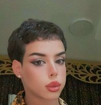 بسوم مسقط - Acompañantes masculino in Muscat