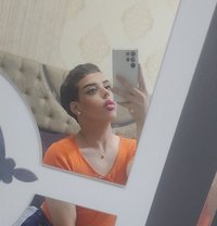 بسوم مسقط - Acompañantes masculino in Muscat