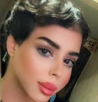 زيود مسقط - Acompañantes masculino in Muscat