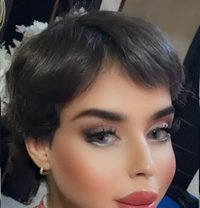 زيود مسقط - Acompañantes masculino in Muscat