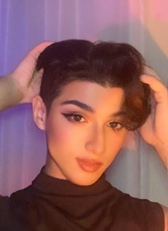 مشعلو - Male escort in Muscat Photo 6 of 12