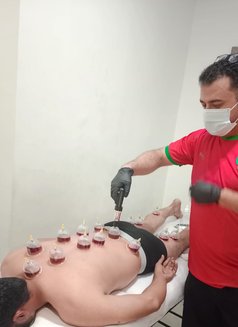 للحجامة الطبية - Acompañantes masculino in Muscat Photo 9 of 13