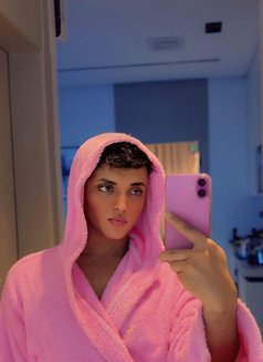 سلطان - Acompañantes masculino in Riyadh Photo 3 of 4